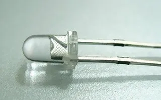 Светодиод ARL2-3214UWC-8cd (ANR, 3мм (круглый))