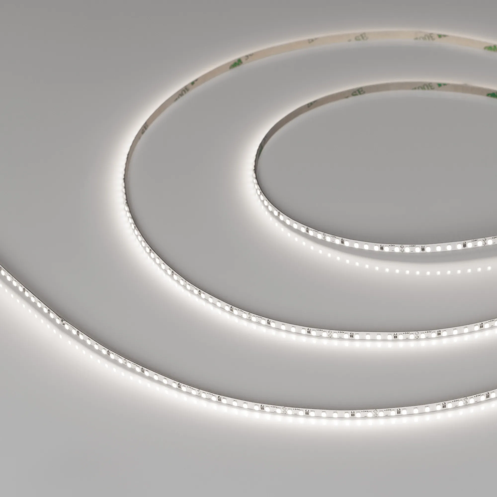 Лента светодиодная MICROLED-M240-4mm 24V Day5000 (8 W/m, IP20, 2216, 5m) (Arlight, 130 лм/Вт) - изображение товара